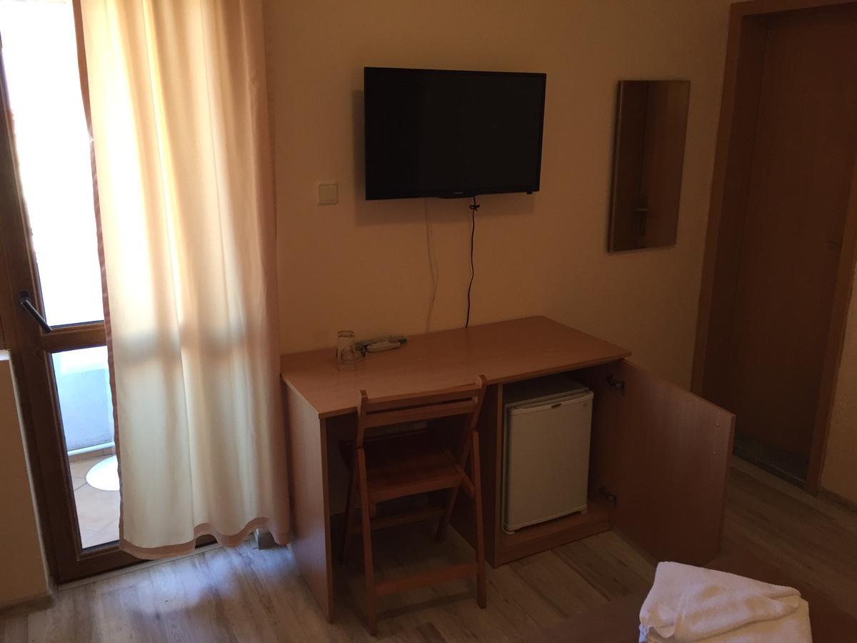 Guest House Afrodita チェルノモレツ エクステリア 写真