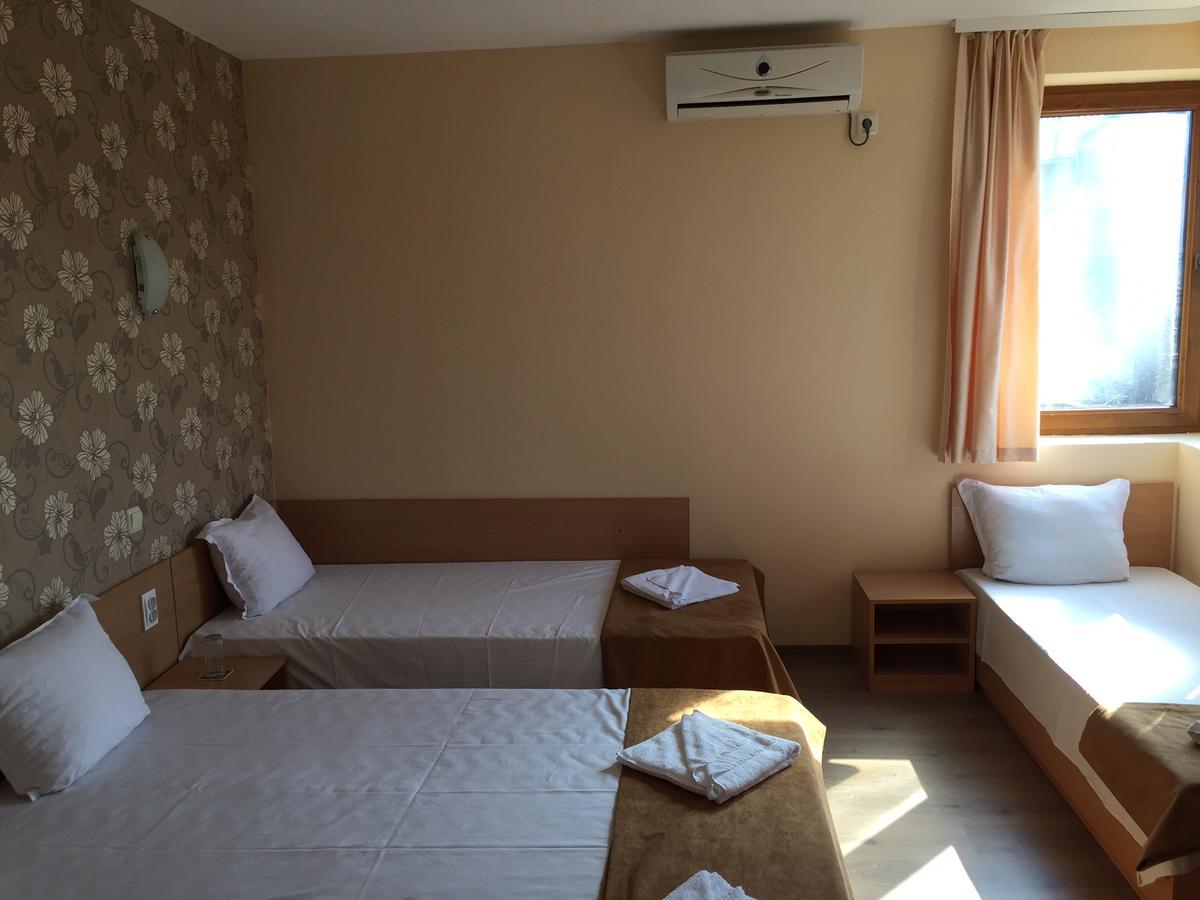 Guest House Afrodita チェルノモレツ エクステリア 写真