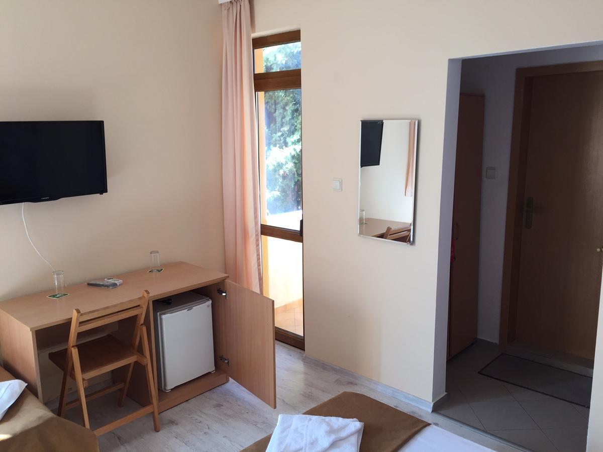 Guest House Afrodita チェルノモレツ エクステリア 写真