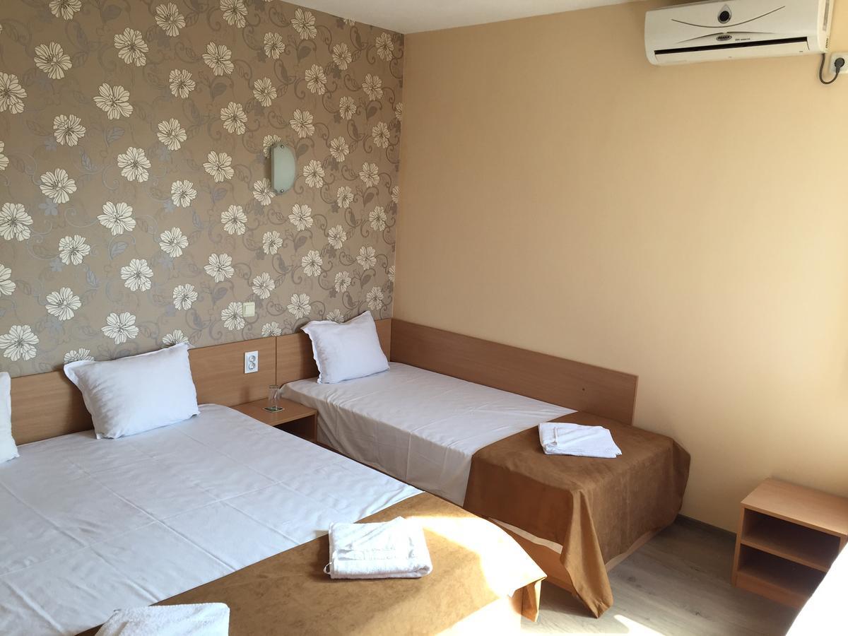 Guest House Afrodita チェルノモレツ エクステリア 写真
