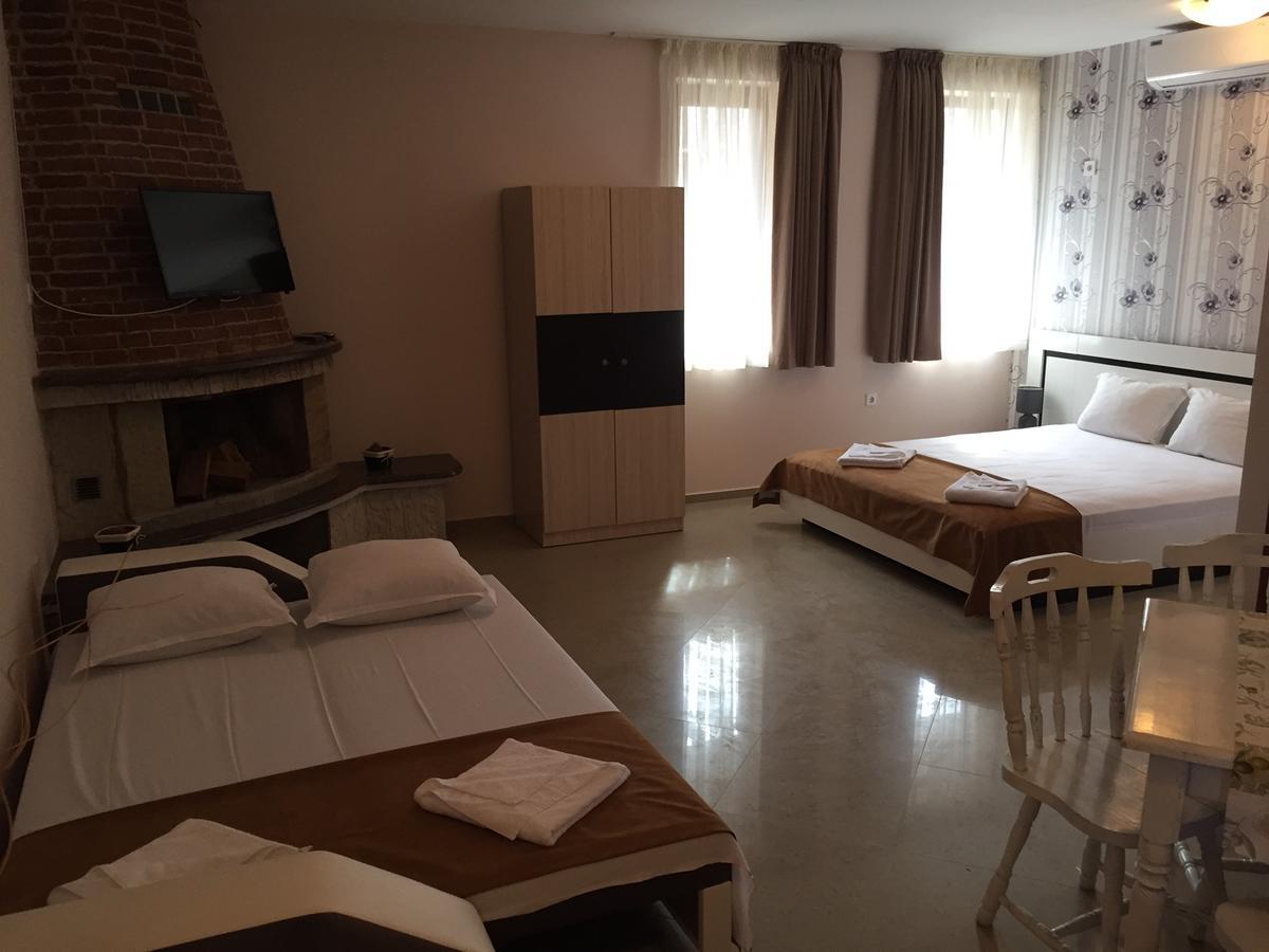 Guest House Afrodita チェルノモレツ エクステリア 写真