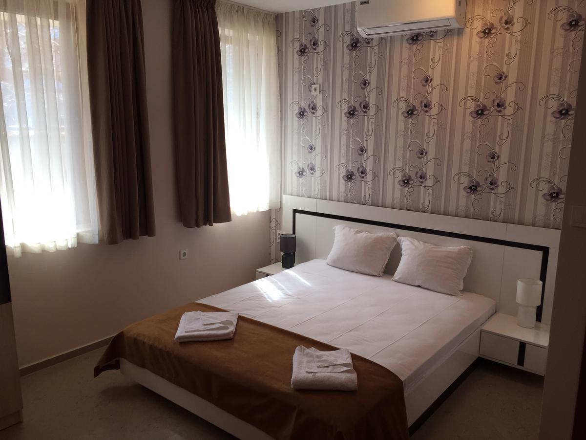 Guest House Afrodita チェルノモレツ エクステリア 写真