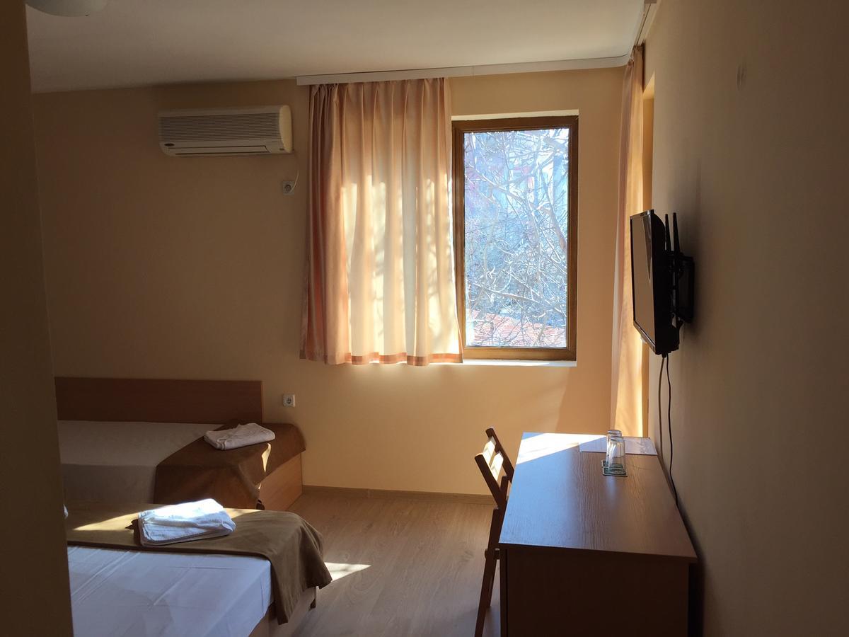 Guest House Afrodita チェルノモレツ エクステリア 写真